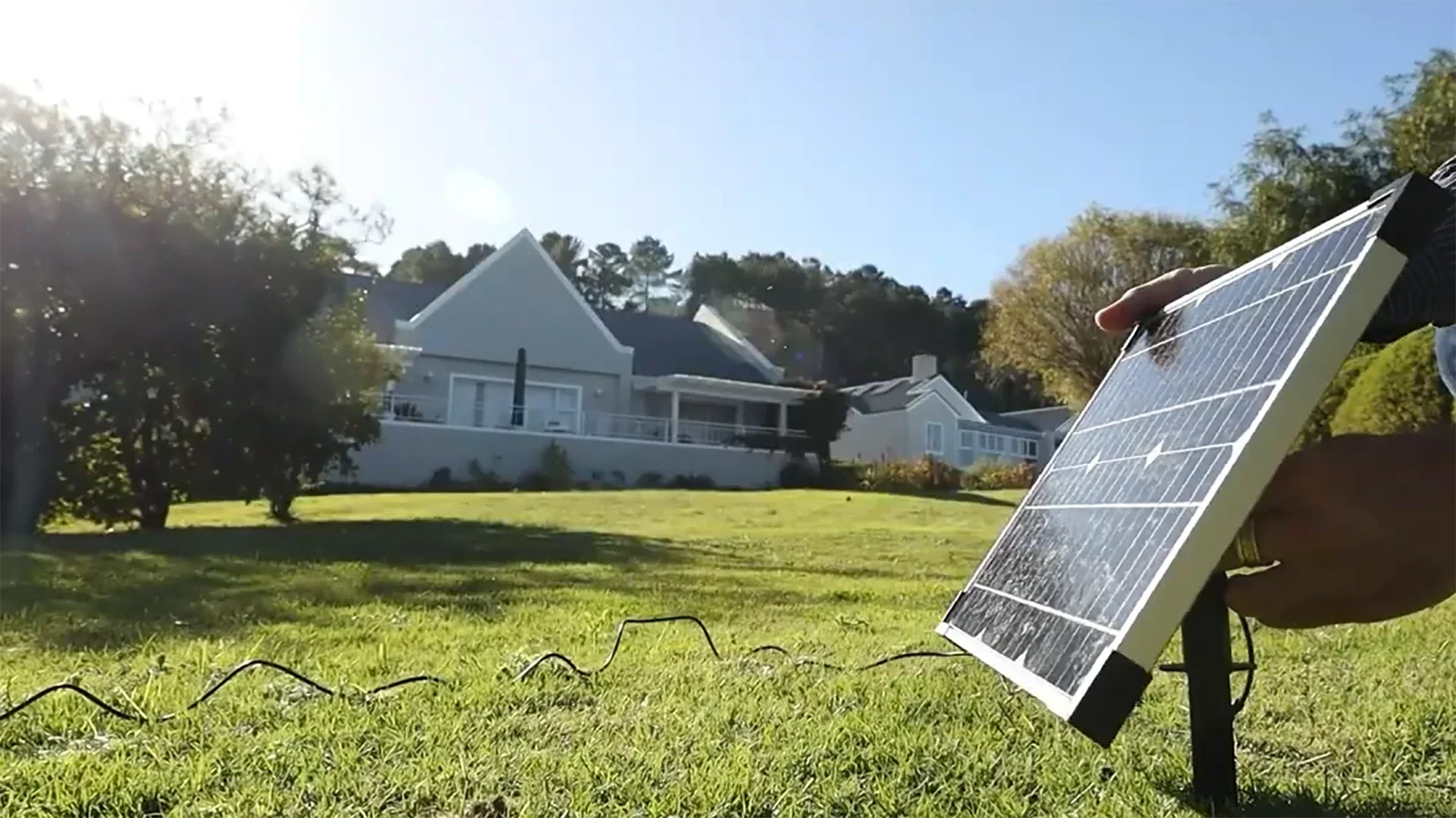 A Complete Guide to Solar Pool Pump: Why It's Effective?