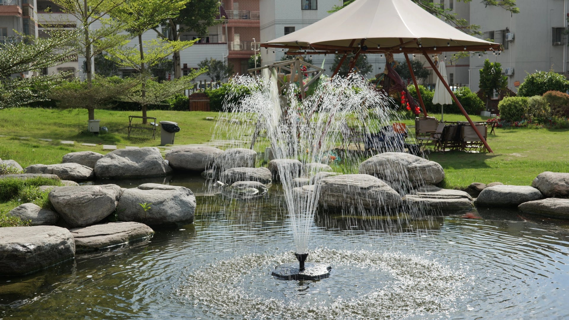 Solar Powered Floating Fountain