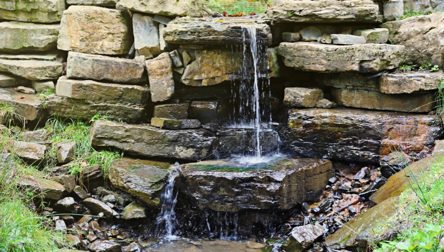 Compact waterfall water feature scenario