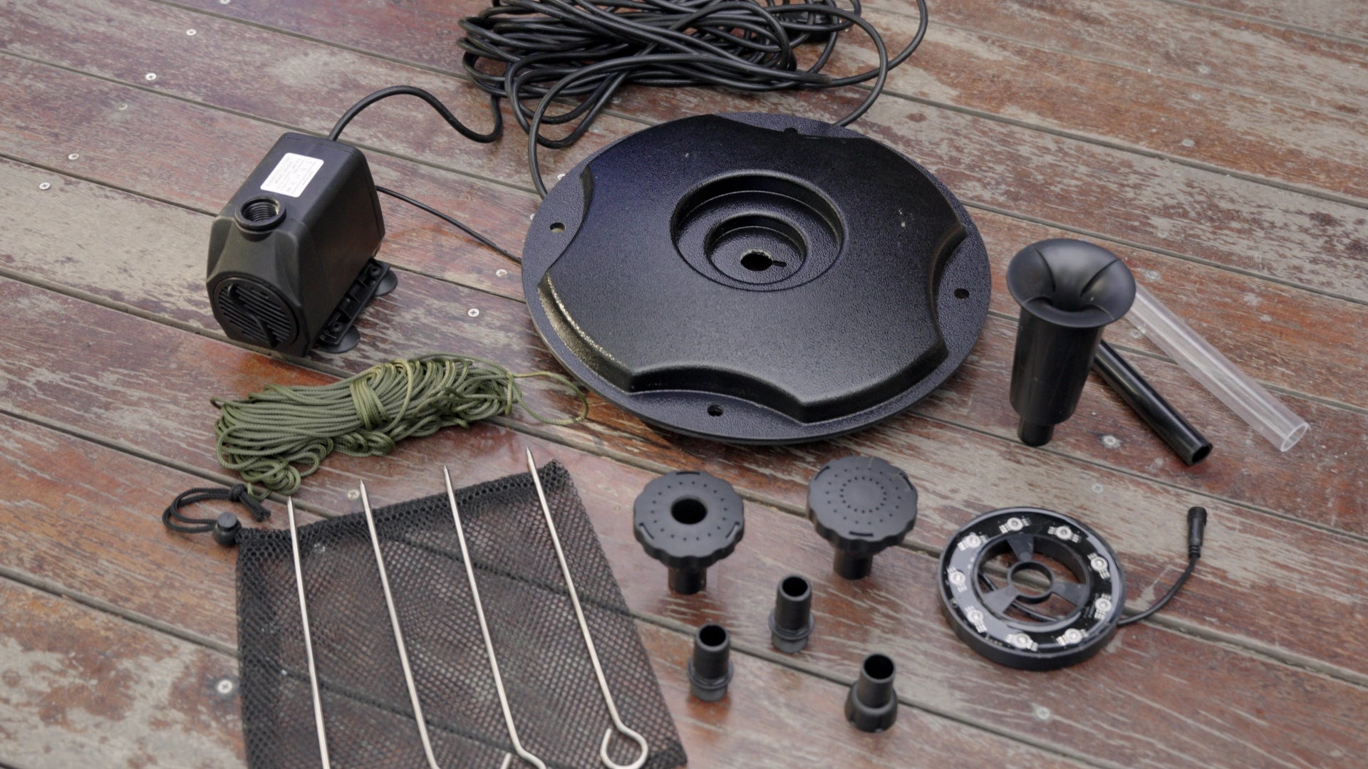 POPOSOAP Floating Solar Fountain